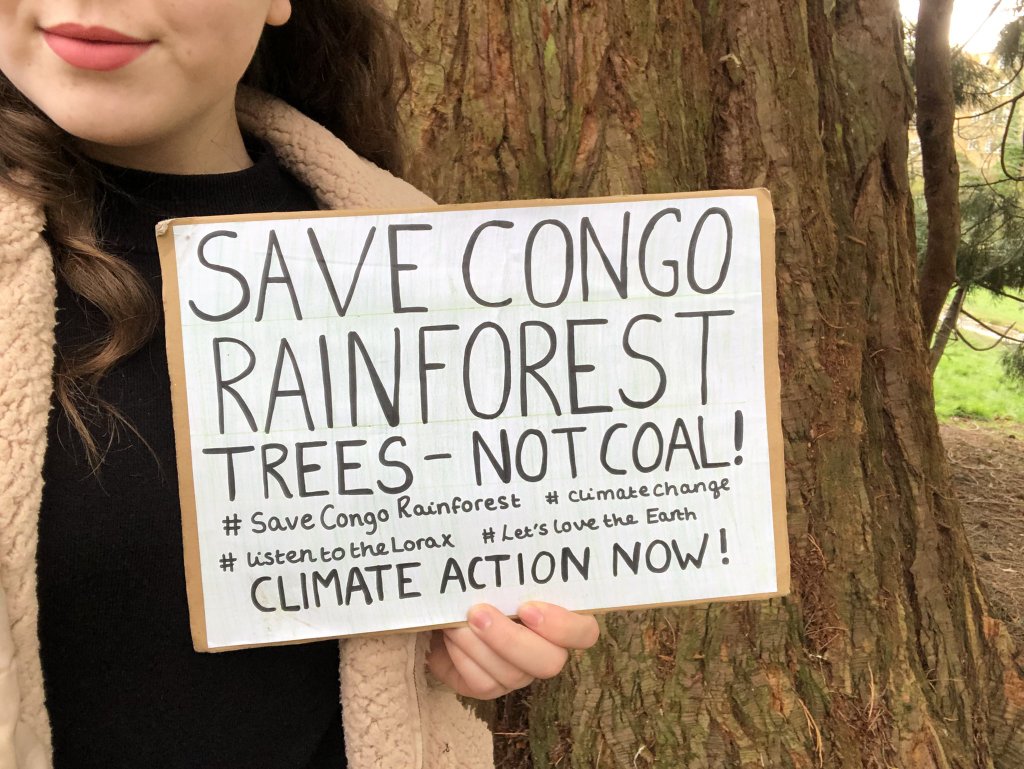 20) Lucy,  @lucylikestrees_, aged 15, is an English  #SaveCongoRainforest striker!