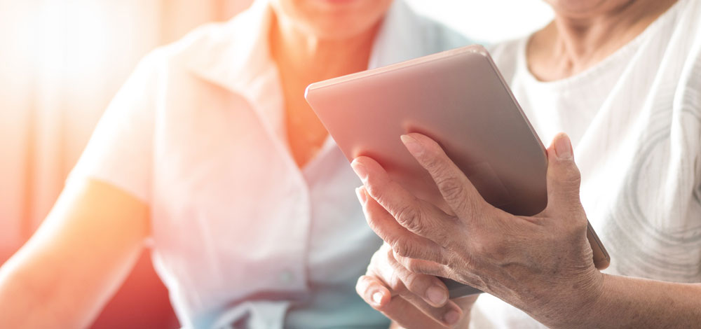 SmartTrilogy's tweet photo. Smart homes for your loved ones: Carers and relatives will be able to receive alerts if doors or windows are accessed and even if a fire or carbon monoxide alarm sounds.
https://t.co/mJqNUL8ach https://t.co/bS1kCzAZgf