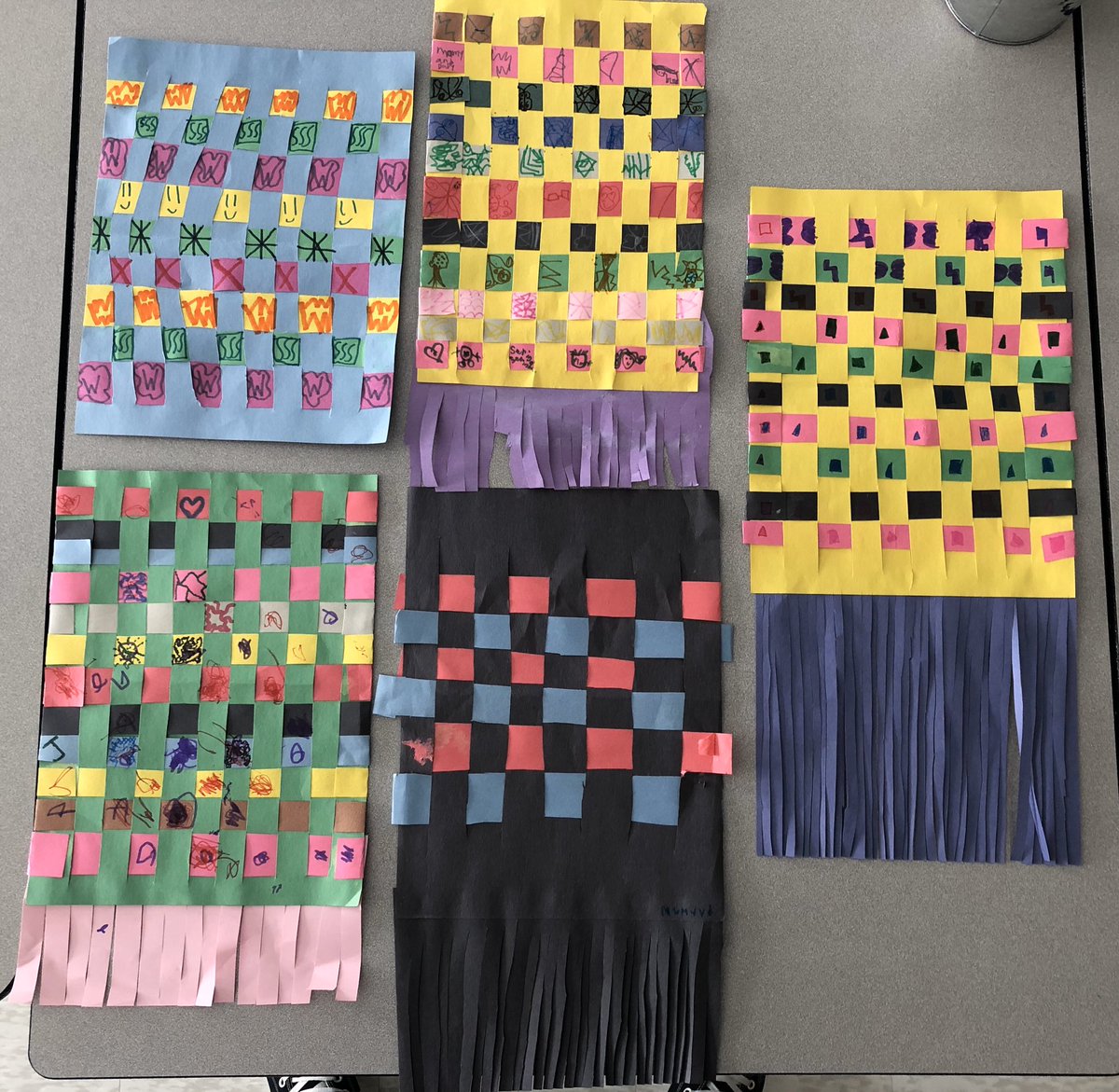 MrsDuleysClass's tweet photo. We have finally finished weaving our Kente Cloths. Thank you @Iannpower for inspiring us! @DolsonPS https://t.co/OqDPxqx8h1