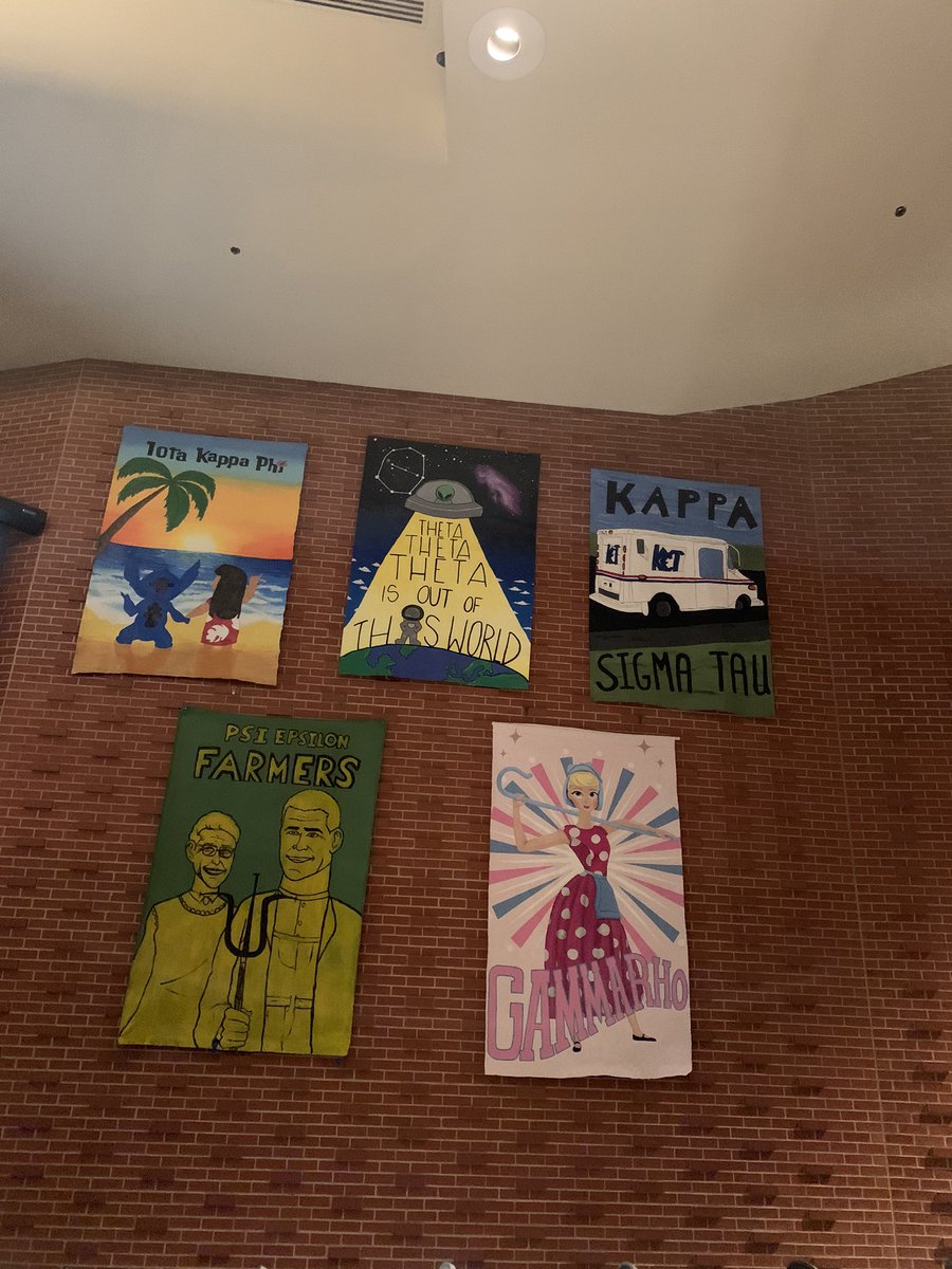 The banners be up💯