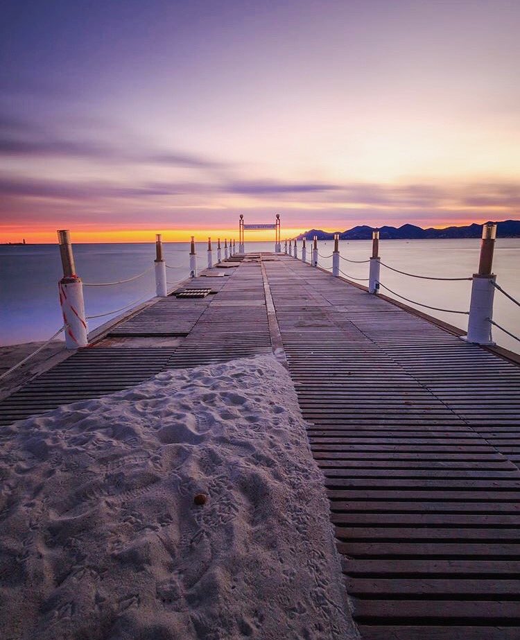 FrenchRiviera_m's tweet photo. Merveilleuse semaine à tous ! 👌⭐️ 
#frenchrivierapaca #frenchrivieraguidenissa #cotedazurpaca #nicefrancealpesmaritimes #nicevillecotedazur  #summer06 #summerprom #unlimitedfrenchrivierasummer #cotedazurlifenice #cotedazurlifeniceville #ilovenice06 #nicecotedazur06 https://t.co/TspY3kTk1R
