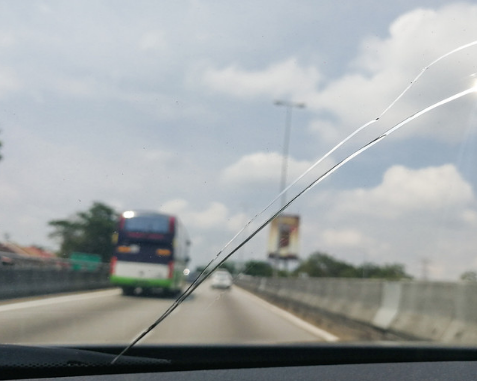 NatwideRVglass's tweet photo. Enjoy your road trip in your motorhome! See the world through clear glass. We come to you nationwide. #RVGlass #WindshieldReplacement 1-833-784-5277 https://t.co/w9yo2qspSG https://t.co/wl1KJoohDi