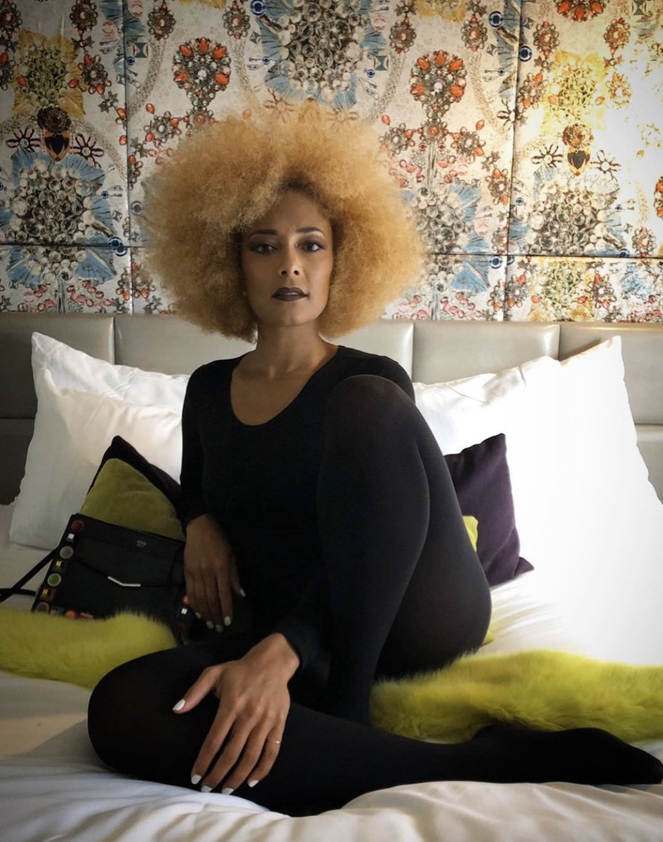 Everyday_Dope's tweet photo. This is an @amandaseales #AppreciationPost

Amanda Seales, formerly known by the stage name Amanda Diva, is an American comedian, actress, television personality, &amp; author w a Master’s degree in African American history. ⠀
⠀
How’s THAT for the start of women’s history month? ✨ https://t.co/z7LoS9Bq4X