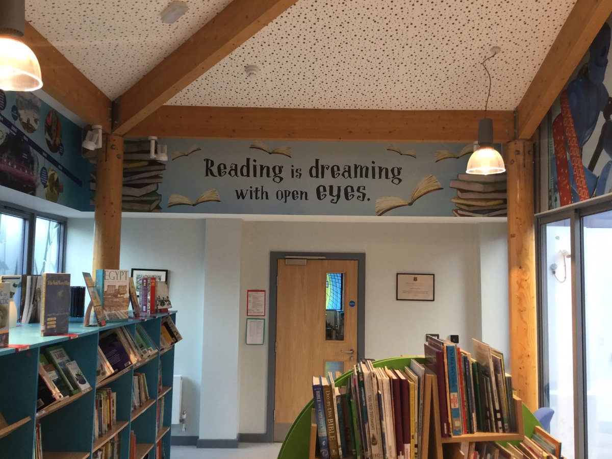 SSPP_Primary's tweet image. Time to reveal the wall art installed around the school. First up is the stunning &amp;amp; inspiring reading section of our LRC @jenrosebell @karlj_mountford @DaveMcKean @whatSFSaid @MGLnrd @vashti_hardy @moses_brian @OnjaliRauf @PippaCurnick @georgermos @sophieinspace @Alex_T_Smith