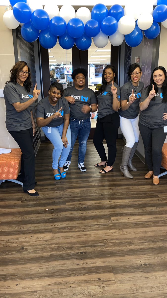 ATTJANELLE's tweet photo. AT&amp;T TV LAUNCH DAY!!! @DMDRrichardson @BJTaylor_5 @EricaQSanders @Darnell_JR88 @TorieSevier @ATTJALIMA @holland_nai https://t.co/4lE5p5J9sU