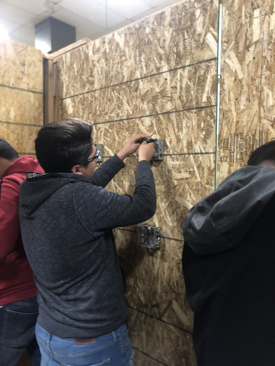 Electrical Technology at YISD Career Center tweet media