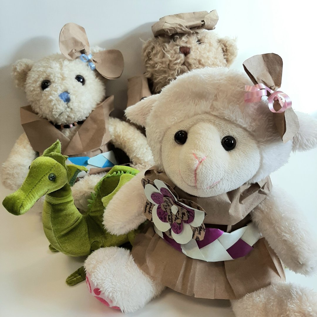 LPPLibraryON's tweet photo. Some of the stuffies got into the paper bag stash over the weekend and made their costumes for #PaperBagPrincess day on Saturday, March 7. Somebody call Project Runway! These outfits are FIERCE!! #PBP40 #PBPDay #robertmunsch #LincolnON https://t.co/hY7Vh7Odv8
