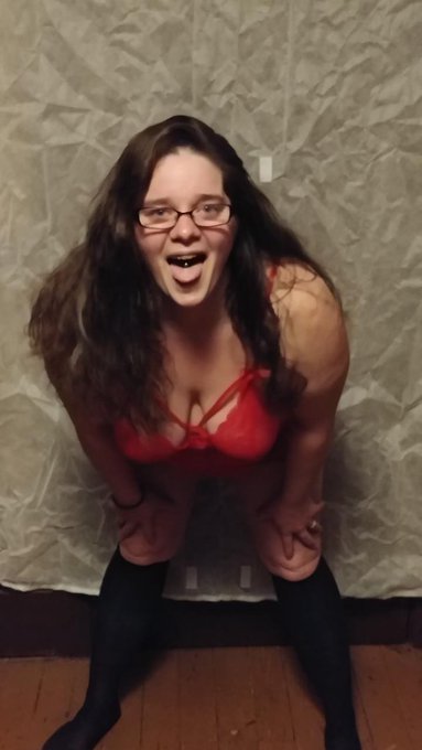 Just to have fun. Made a stripping video go to my page and check it out! https://t.co/zGxDL0pxbS<a href="/tag/bbw"class="tags"><span>#bbw</span></a><a href="/tag/tittytuesday"class="tags"><span>#tittytuesday</span></a><a href="/tag/hornymommy"class="tags"><span>#hornymommy</span></a>