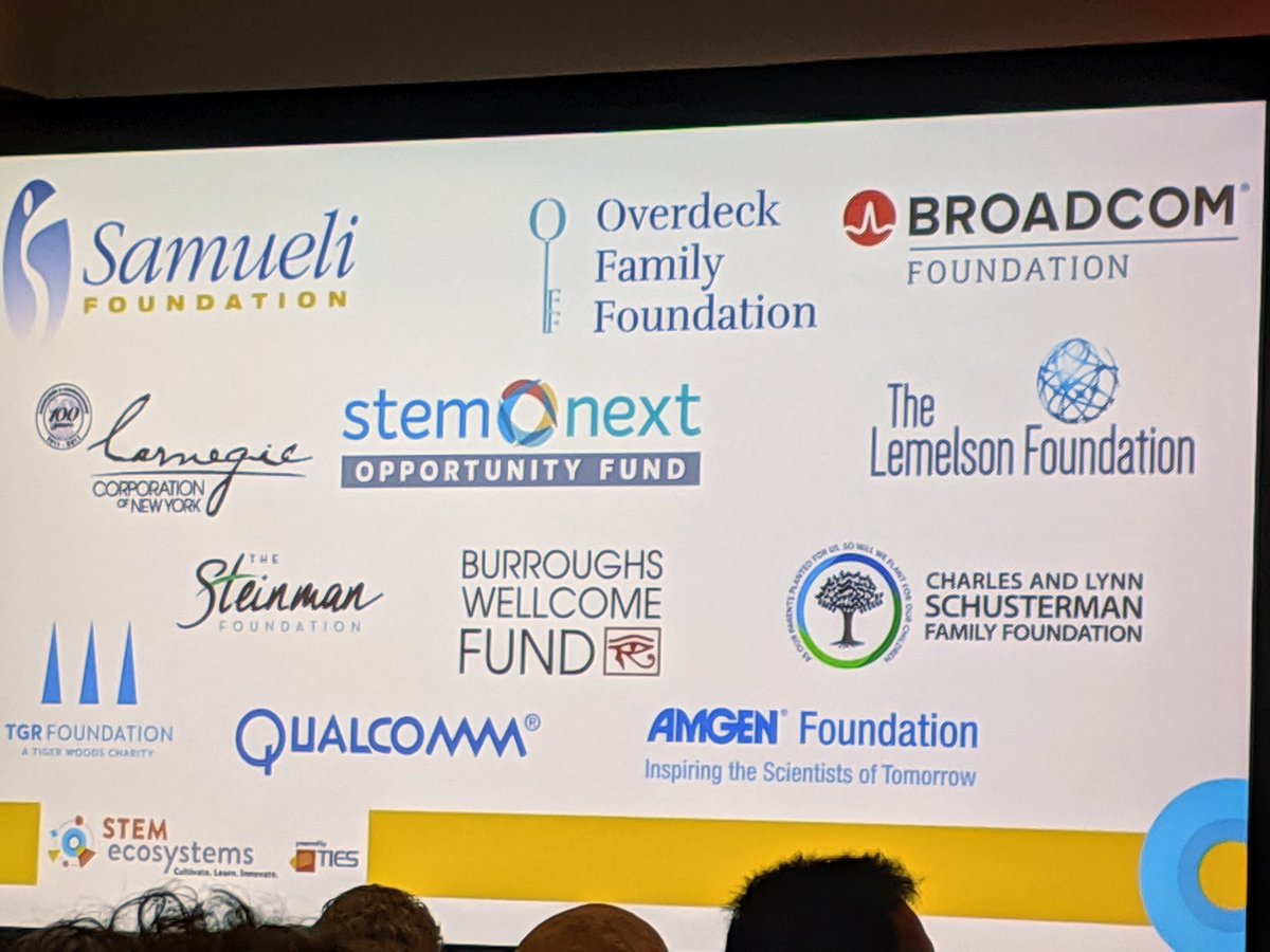 Patti Curtis tweet media