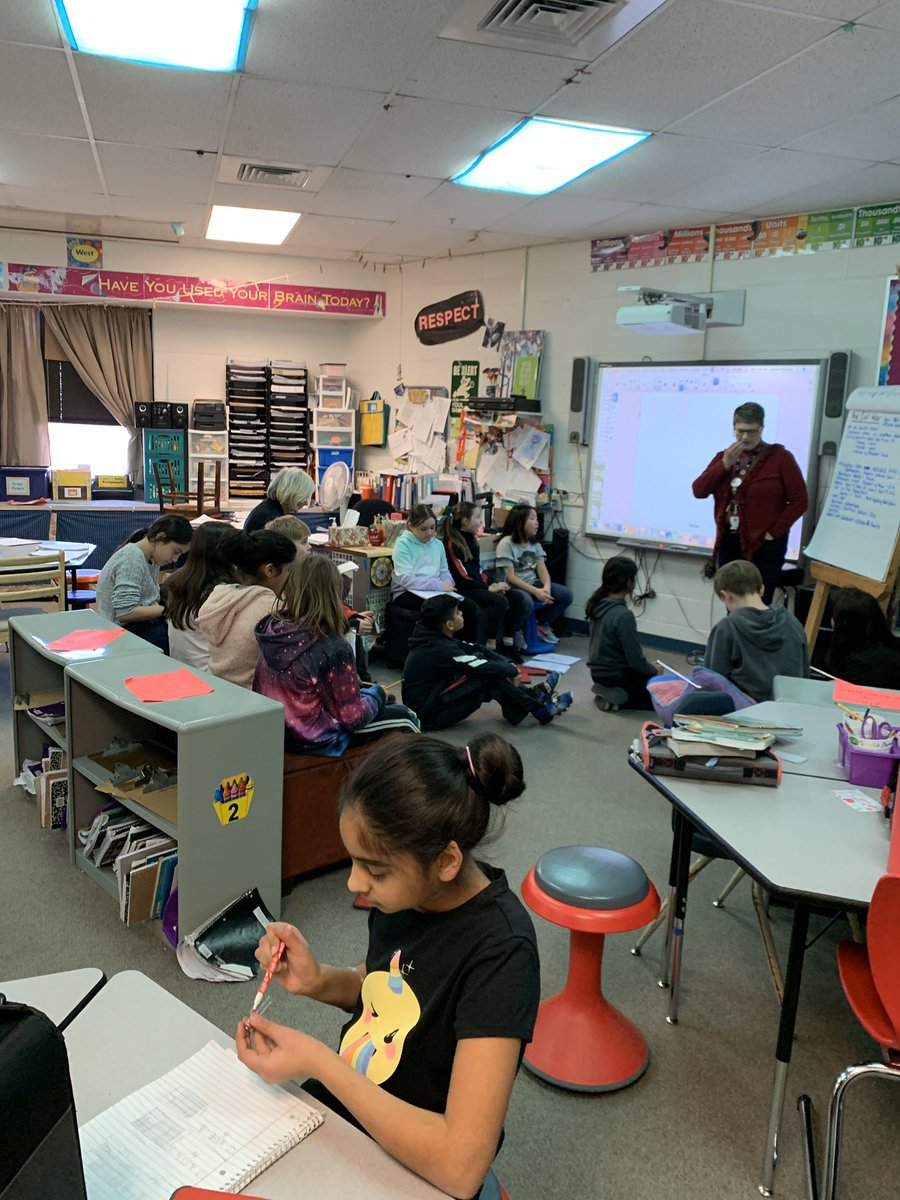 HeatherSchuma1's tweet image. Enjoyed hearing students engaged in mathematical talk in @Blessman239 class today! #mathminds @BarbaraRose220