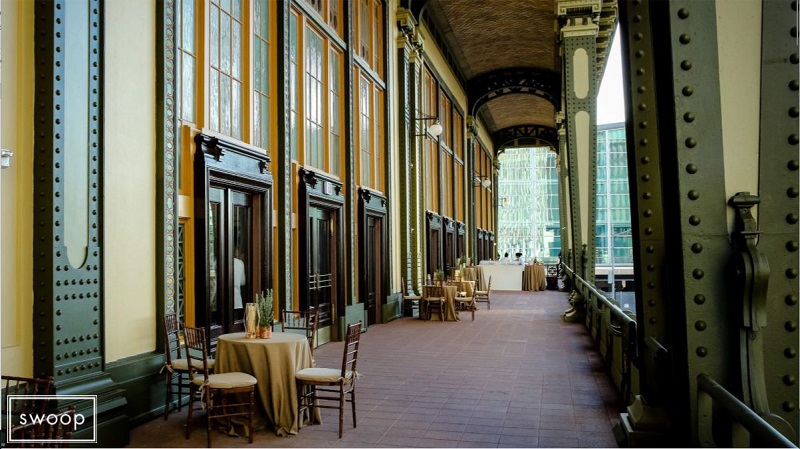 Citymeals's tweet photo. Exciting news about #ChefsTribute on June 8th! For the first time in 35 years, Citymeals is heading downtown to @Cipriani South Street. Get tickets to our tasting event: https://t.co/NDqAWfiOSd #ChefsHeatUpDowntown 📸:@SwoopNY https://t.co/mn6EN3YpaG