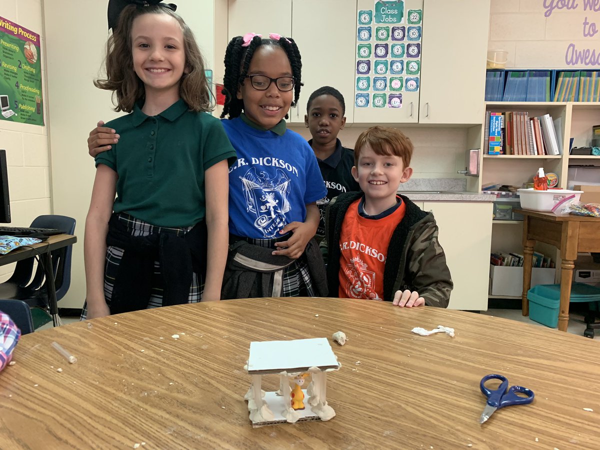 MsMorrisERD's tweet photo. These students currently have the strongest standing zoo cage!! It holds 18 chapter books. @DicksonTigers @PrincipalERD https://t.co/1uiB2s6Ycd