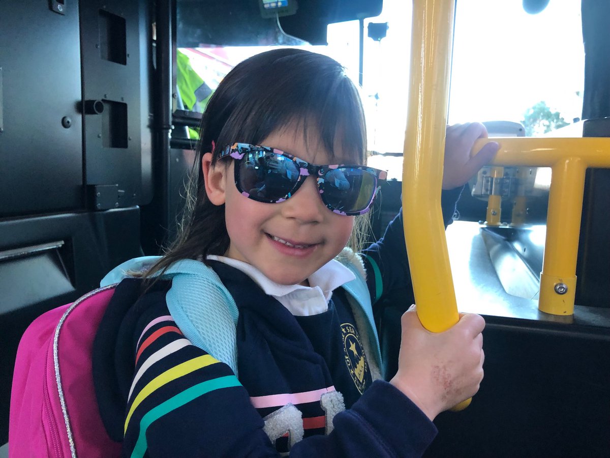 bbarnett415's tweet photo. Thanks ⁦@sfmta_muni⁩, the #38geary was a breeze this morning #agirlsgottogettoschool  #kidsonmuni https://t.co/9Bga3zv7d3