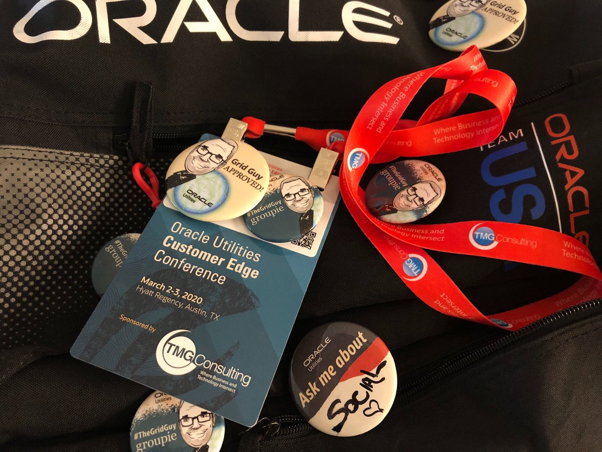 ORCLEnergyWater's tweet photo. If you follow the crowd, you can get a little time with #TheGridGuy here at #CustomerEdge2020. And pick up your GRID GUY GROUPIE button at reg while supplies last. https://t.co/3XjBgqNenU