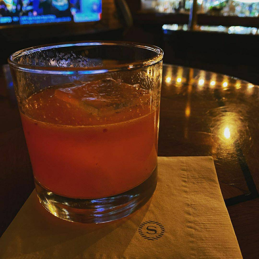 Bar414_Official's tweet photo. Hello March! Join us for #HappyHour starting at 4:00 pm. #Bar414 
📸 @markdaniel32 https://t.co/W5zTk2IRUf