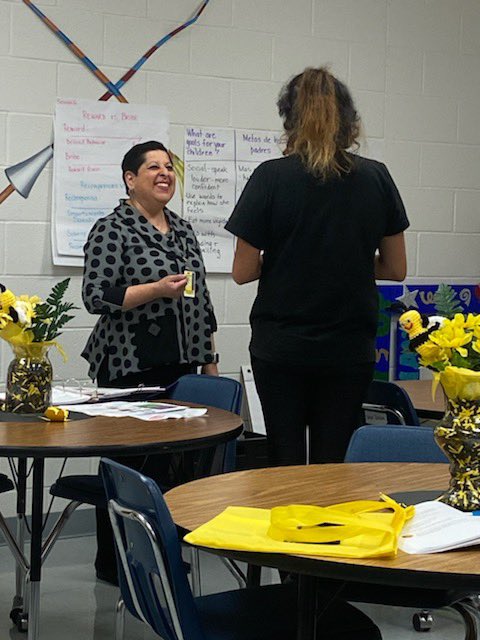 RebeccaPalaci11's tweet photo. Great day working with #ParentCorps families at #RoseShawElementary this morning. @LEAPLabUT @CCISD https://t.co/ihjFRGFt4X