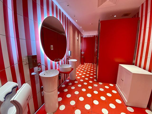 ellliphant's tweet photo. Woah!!! ❤️
@jaleobyJose @theshittybeautiful
#theshittybeautiful #orlandoistheshit #fancyshit #shitlocal #jaleodisneysprings @DisneySprings #DisneySprings #stripesanddots #redandwhite #overloadedsenses
📸 https://t.co/9Q77KmCPe8 via https://t.co/owSpeTm9Fh https://t.co/WtTzh0s5u0
