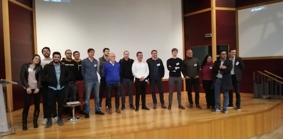 lassalle_f's tweet photo. #kedgebs #MSMSc @Isabelle_MSC @AmabilePhilippe photo de groupe des top managers confiant des corporate projects à nos étudiants M1 dans le cadre de l'open Innovation Challenge ! To be continued... https://t.co/LpwyDefOz7