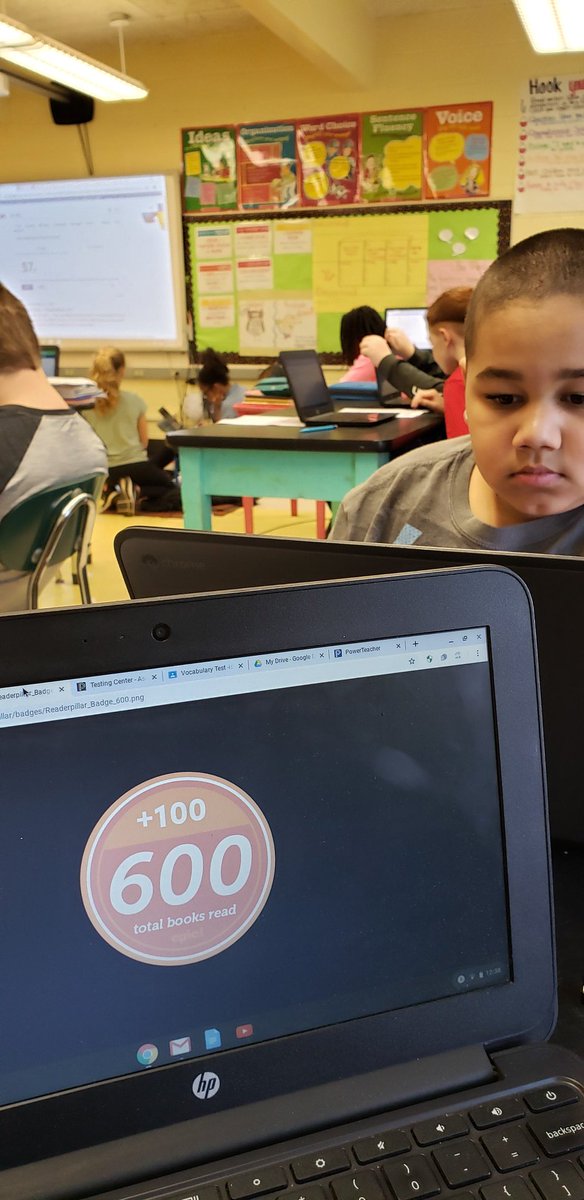 daviske74's tweet photo. We've read 600 books in a month! #getepic! @BobbyTShockley1 @ReasonerCynthia @dantrumpacms #ameliafirst @ACMSRaiders https://t.co/3JQskAf8ck