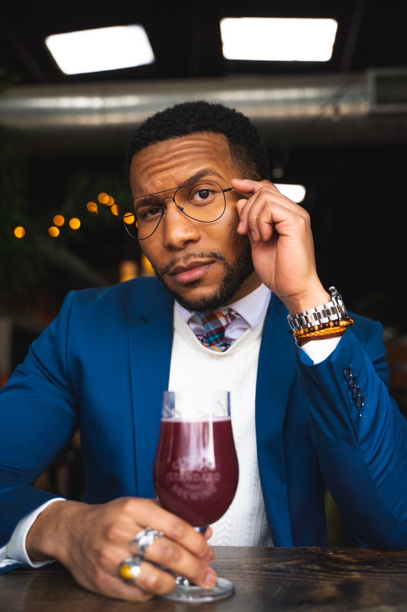 jstnhll's tweet image. One Suit, Four Lenses

📸 | Darrin Hackney @darrinhackney
📸 | R Dodson @rdodsonphotog
📸 | Scotty Hyunh
📸 | Heidi Schoeffler

📍 | @DrinkCSB

#MensHealth #menswear #expressmen #suitandtie #blue #mensformal #smartcasual #happyhour #Wichita #ictcreative