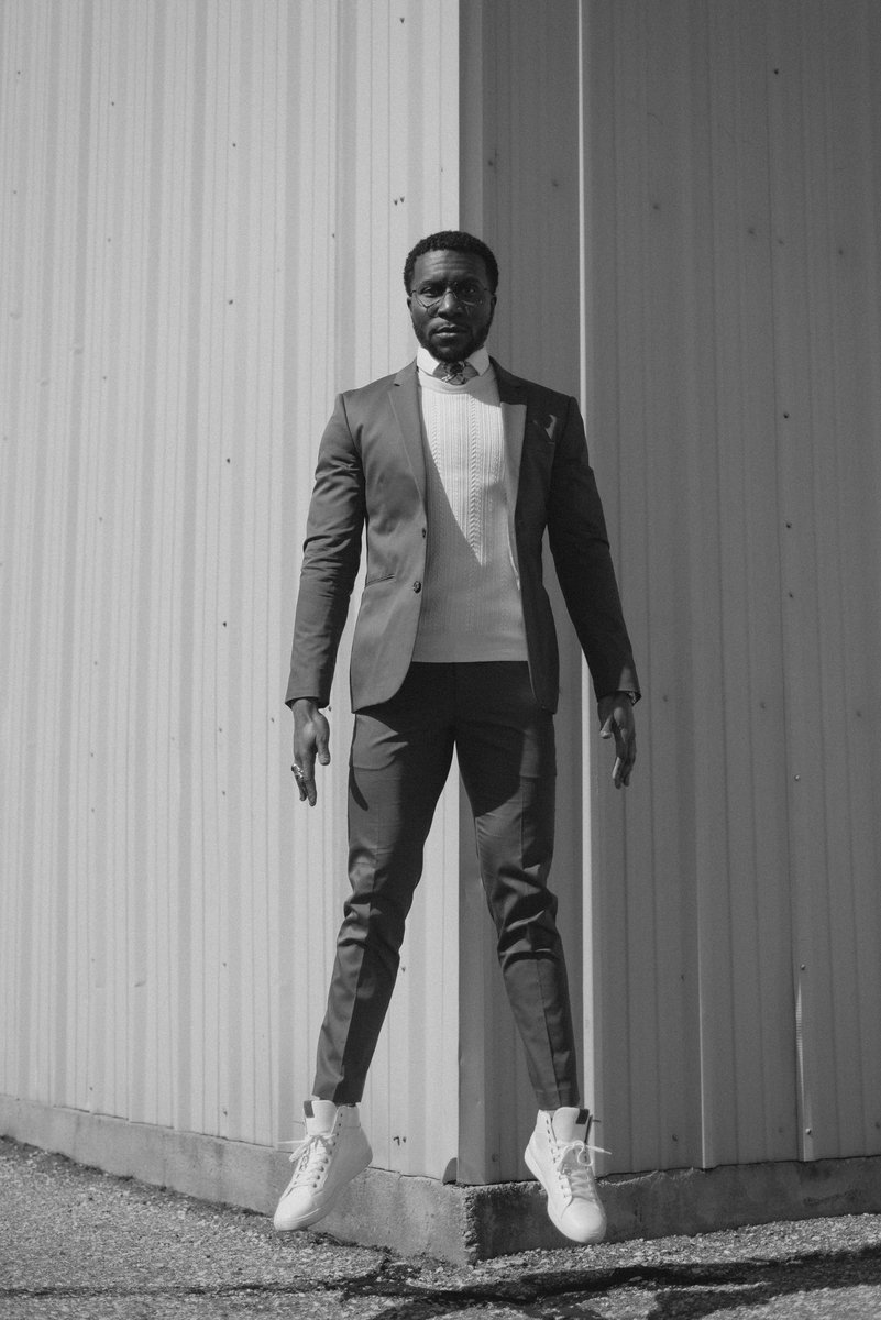 jstnhll's tweet image. One Suit, Four Lenses

📸 | Darrin Hackney @darrinhackney
📸 | R Dodson @rdodsonphotog
📸 | Scotty Hyunh
📸 | Heidi Schoeffler

📍 | @DrinkCSB

#MensHealth #menswear #expressmen #suitandtie #blue #mensformal #smartcasual #happyhour #Wichita #ictcreative