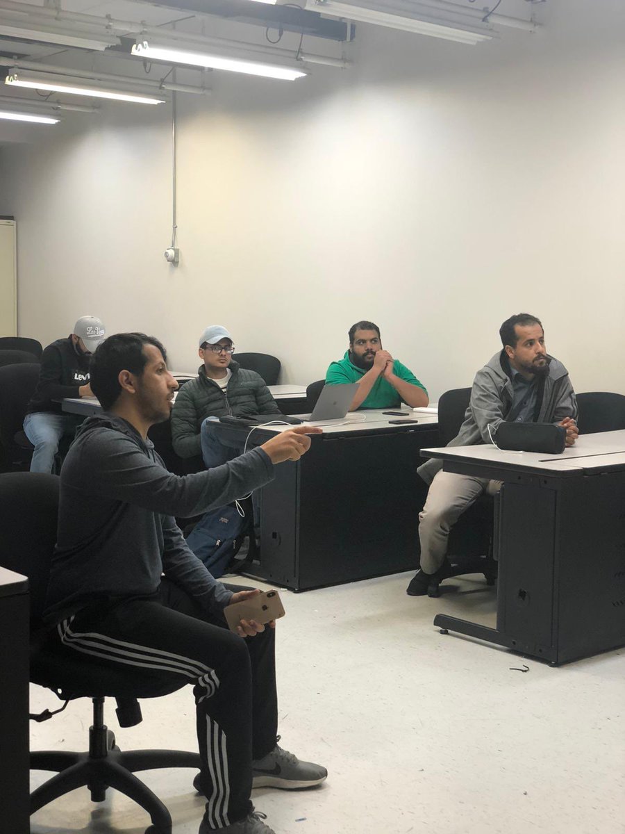 saudistuskegee's tweet photo. اقام النادي السعودي في جامعة تاسكيجي اتصالا مرئيا مع الملحقية الثقافية لسفارة خادم الحرمين الشريفين في الولايات المتحده لحل مشاكل سفير ٢ مع المبتعثين المت��اجدين في جامعتي @saudistuskegee و @saudiauburn

النادي يعبر عن شكره لماقدمته @SACM_USA  للطلبه ومرافقيهم

@S_Meemar https://t.co/PVHIIAt4Qv