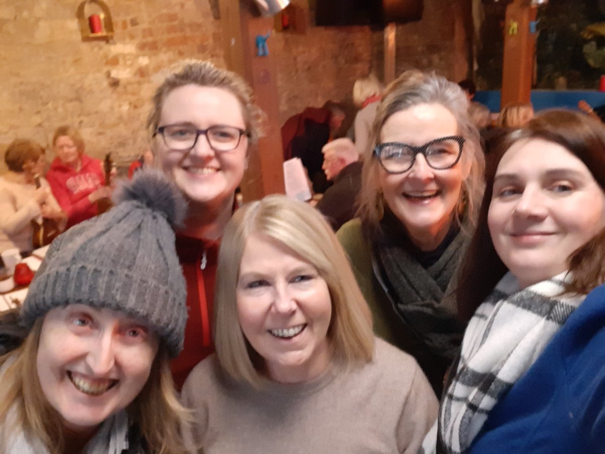 LimerickUkulele's tweet image. We'd a lovely final week of beginners lessons 😀 Lessons are finished for now but the strum along sessions will continue every Monday night at 7.30pm in Sextons.

Special night next Monday 9th: Charity night of performances &amp;amp; strum along for International Womens Day! Details TBC