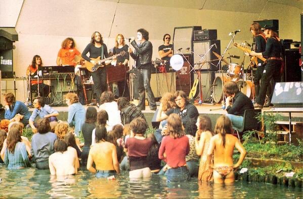 Happy birthday to lou reed who once performed a show in a swamp thing 
