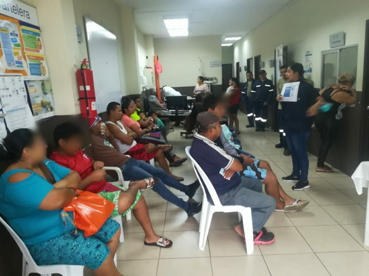 Salud_Guayas's tweet photo. #VíaALaCosta I En los distintos Centros de Salud del #Distrito09D09 se brindan charlas educativas dirigidas a los Usuarios sobre las medidas de prevención del #Coronavirus así cómo el correcto #LavadoDeManos #SaludParaTodos #PrevenciónEsSalud https://t.co/8Zy3kiYrJt
