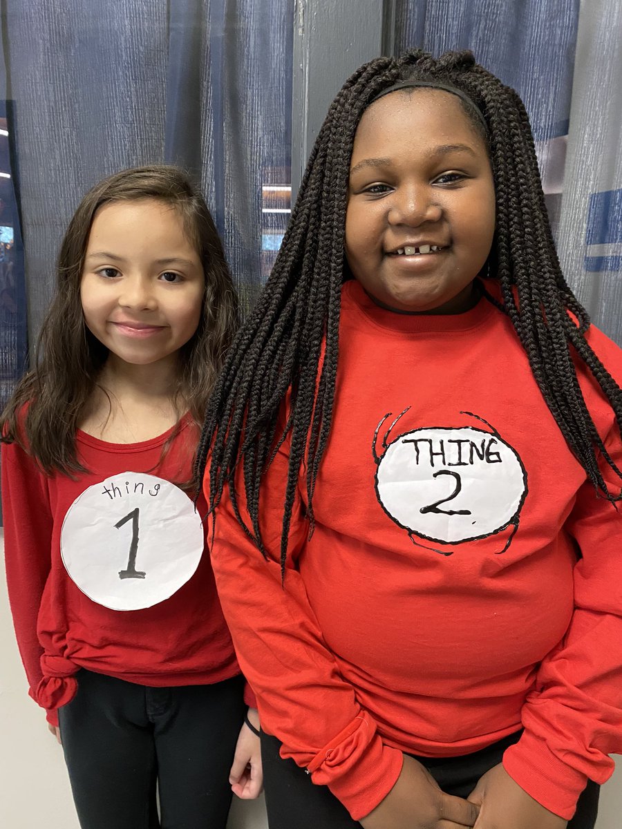 aoeamarshall's tweet photo. Celebrating read across America week! 📖 https://t.co/FucDrxXjUA