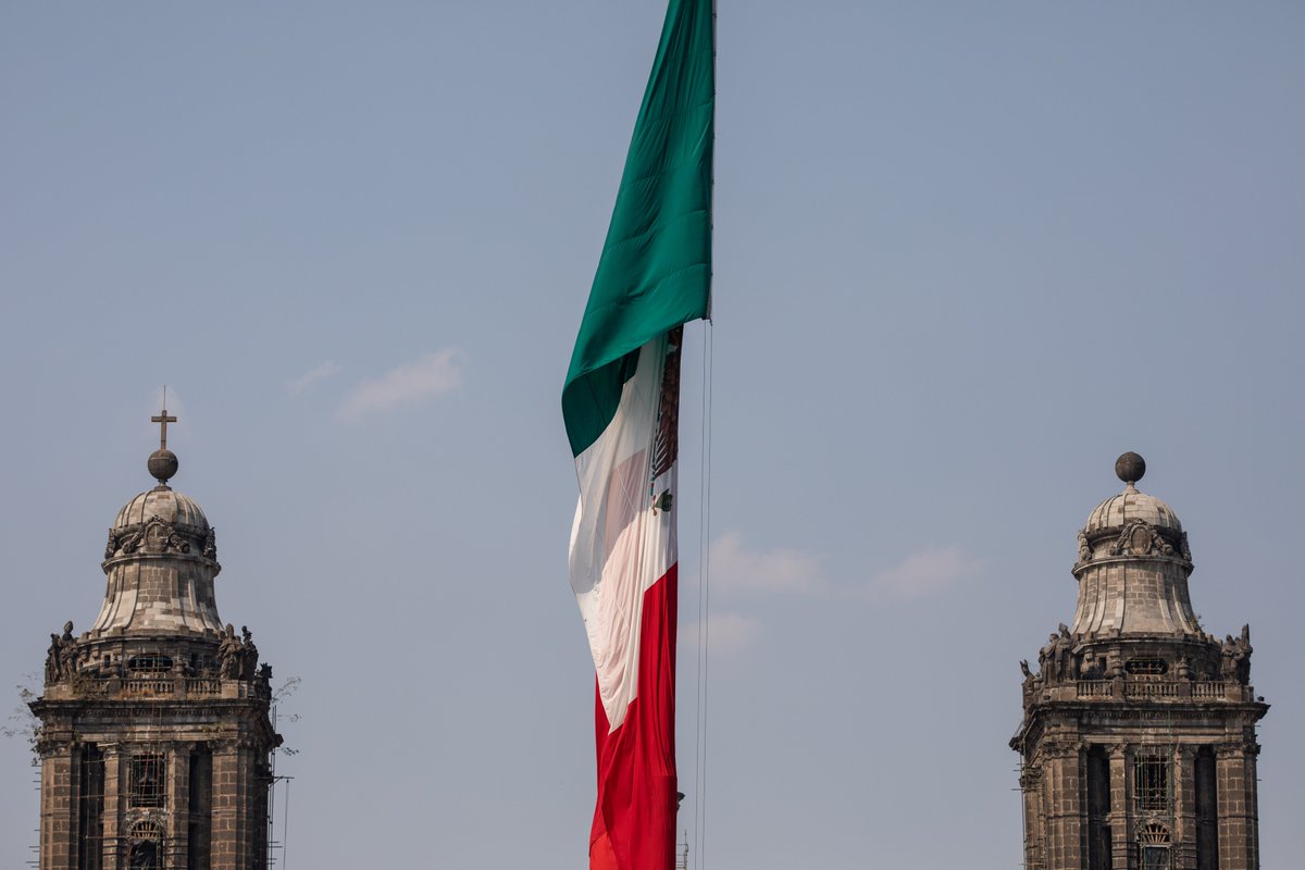 Welcome to #MexicoCity #Travel #Flag #Wanderlust #Mexico #MexicoLibre <a href="/CanonMexicana/">Canon Mexicana</a> @ZsoltSchuller <a href="/travelmehappy/">𝚃𝚁𝙰𝚅𝙴𝙻 𝙼𝙴 𝙷𝙰𝙿𝙿𝚈</a> <a href="/travelmediawrds/">Travel Media Awards</a> <a href="/El_VagaMundo_AC/">Viajes Travelmex</a> <a href="/VisitMexico_/">Visit Mexico</a> <a href="/VisitMEXICOUK/">VisitMEXICOUK</a> <a href="/VisitMexSpain/">Visit Mexico Spain</a> <a href="/CameraClean/">Just Limited</a> <a href="/CameraCentreUK/">Camera Centre UK</a> <a href="/wanderlustmag/">Wanderlust magazine</a> <a href="/WanderlustXL/">なつみ🌞</a> <a href="/PPMagazine/">Professional Photographer magazine</a> <a href="/GettyImages/">Getty Images</a>