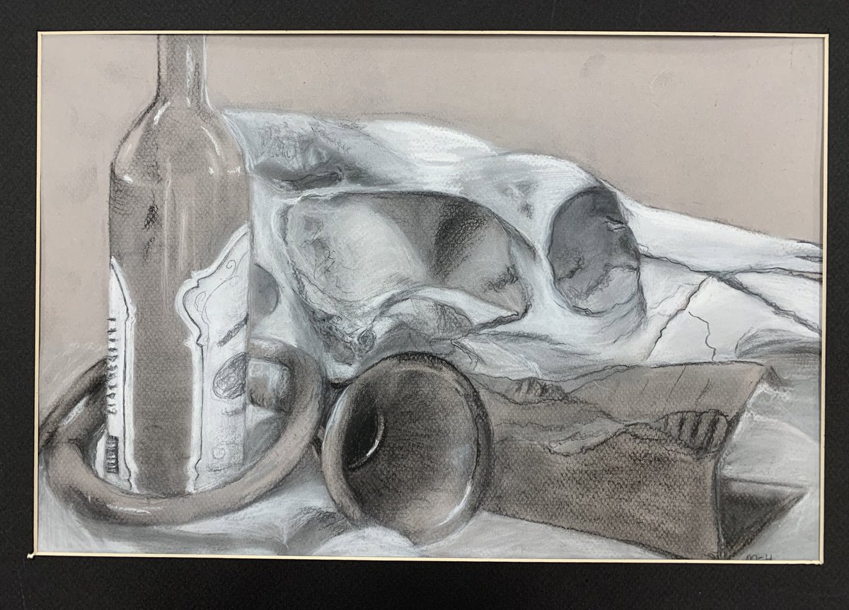 m_hauske's tweet photo. I love the variety of marks made by these talented Drawing 2 students! #CHSArt #CHSHome #Drawing2 #LifeDrawing https://t.co/5YbpRx0cCS