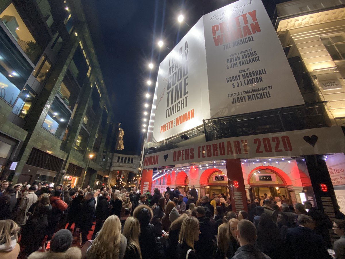 Press night for <a href="/prettywomanuk/">Pretty Woman UK</a> at the Piccadilly Theatre. Brilliant production, well worth seeing <a href="/TeamPiccadilly/">Piccadilly Theatre</a>