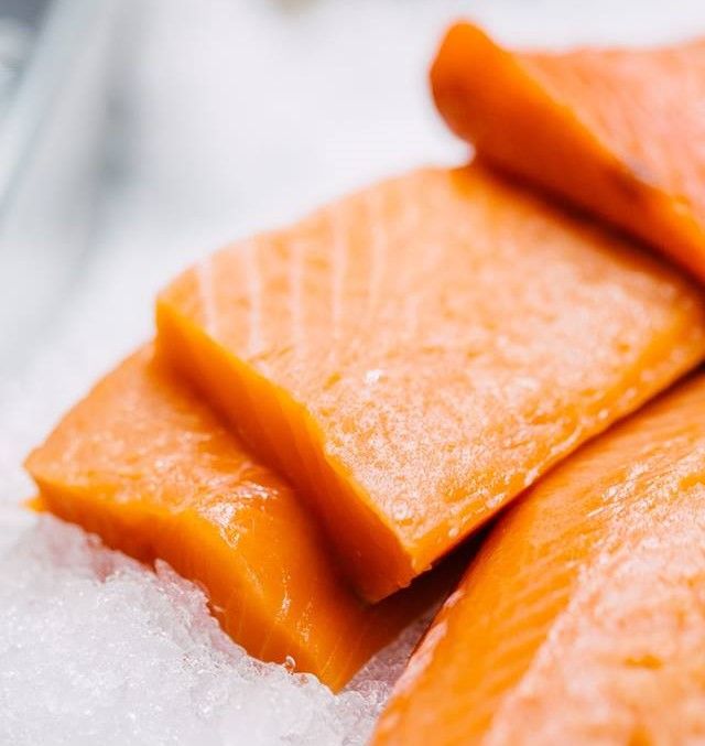 Salmon and tuna and oysters, oh my! Stop by today to sample our Raw Bar menu, featuring crostini, poke, and sushi rolls.