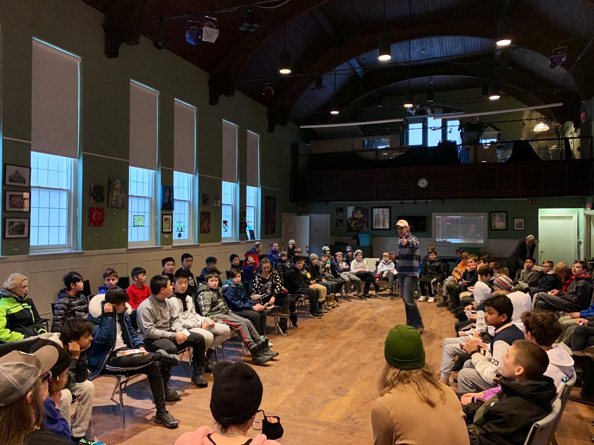 msemiliamartin's tweet photo. Day 2 of Project Week was a success! Students visited the Sanctuary & listened to the stories of people who have experienced homelessness. True inquiry and experiential learning equal student engagement& curiosity. #UCCProjectWeek #inquiry #cohort21 #changemakers @UCC_Community https://t.co/4dlD3BAiGx