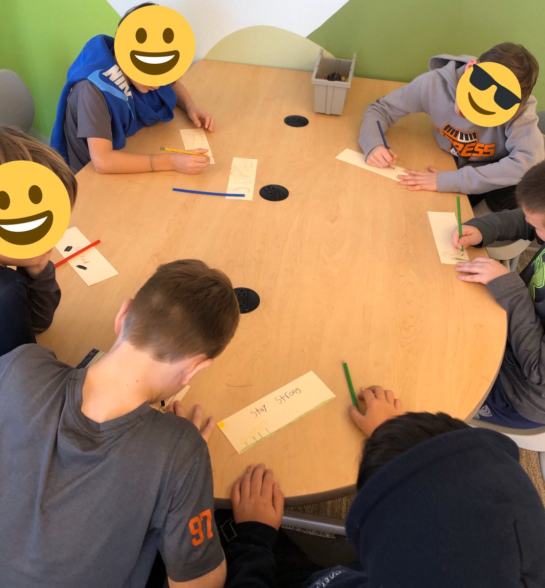 CMmrsryan's tweet photo. Kicking off #ReadAcrossAmerica Week w/a very special guest reader @DrKevinJSmith95  Our students’ inspiring bookmarks will soon spread #kindness and the #joy of reading throughout our whole community! #BeKind @LMS_in_the_LLC @mrgreasley @fkompar #WiltonWayCt @WPSCMSocial https://t.co/xmgaF56zd3