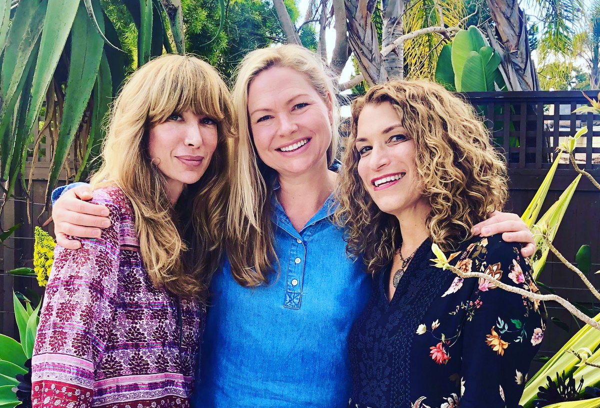 mkennedywriter's tweet photo. So amazing meeting @AmyDresner and @girlwalksout. Incredibly inspiring writers! https://t.co/jOy8eeCegH