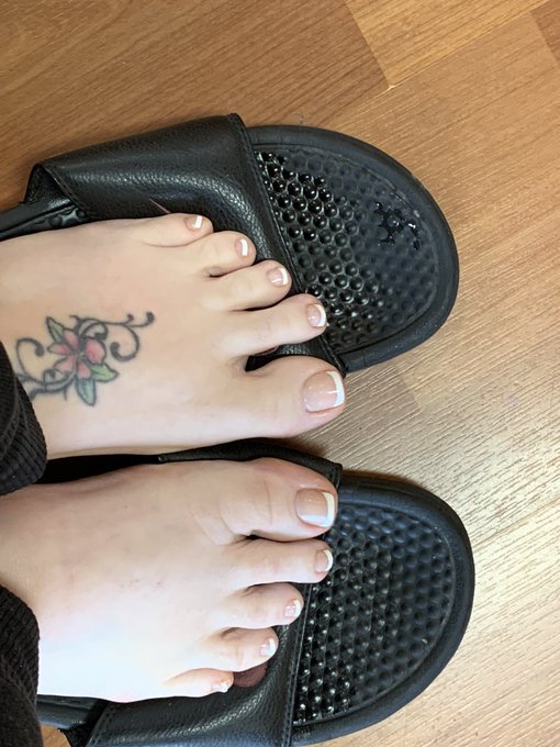 All done how did he do? https://t.co/5hoYSRmP7D<a href="/tag/feetworship"class="tags"><span>#feetworship</span></a><a href="/tag/customorders"class="tags"><span>#customorders</span></a><a href="/tag/contentforsale"class="tags"><span>#contentforsale</span></a><a href="/tag/f"class="tags"><span>#f</span></a>