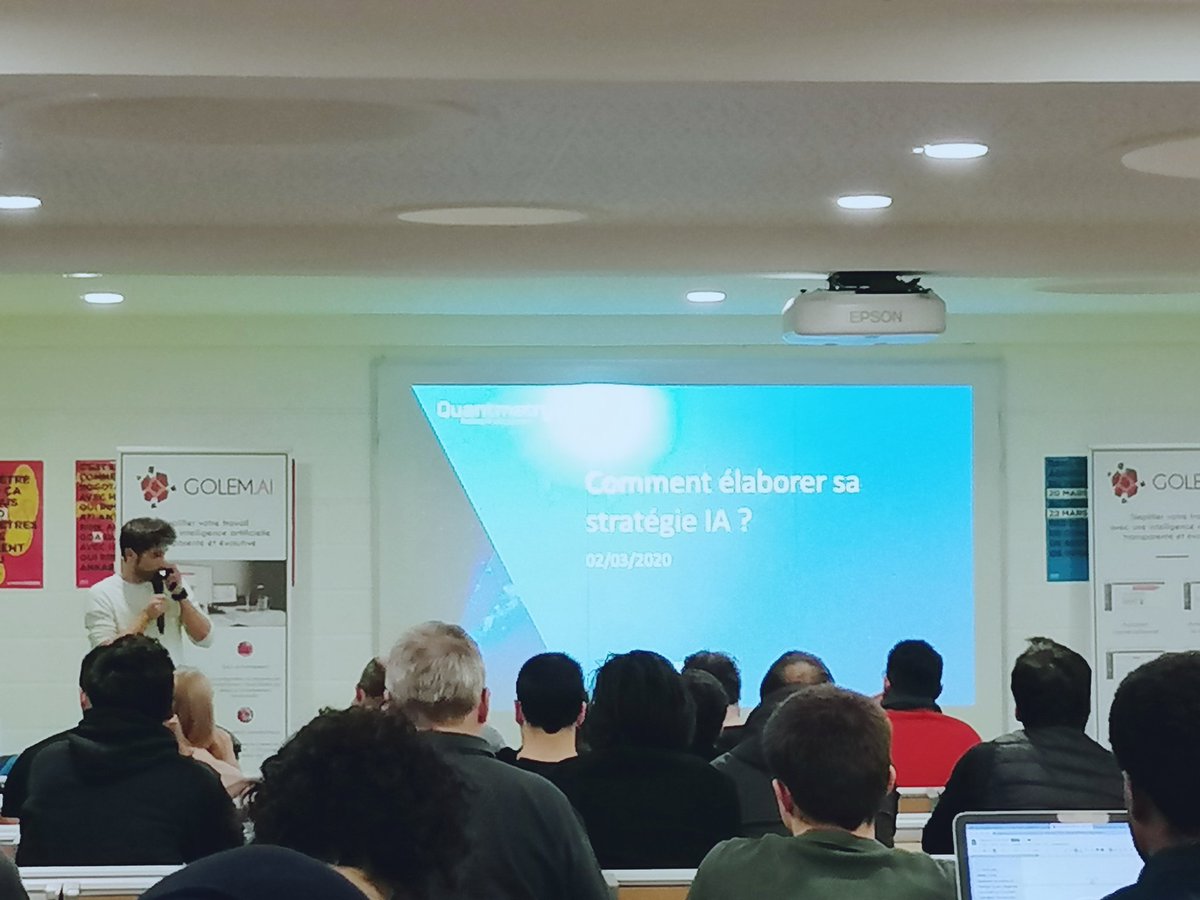 Début de notre conférence #business avec Jehan Augustin-Latour Product Owner chez <a href="/Quantmetry/">Quantmetry - Part of Capgemini Invent</a> "lors de la conception d'une stratégie d'IA il est vital de travailler sur 3 points : la pertinence économique de la data, l'adhésion des équipes et sa faisabilité Tech" #AISociety