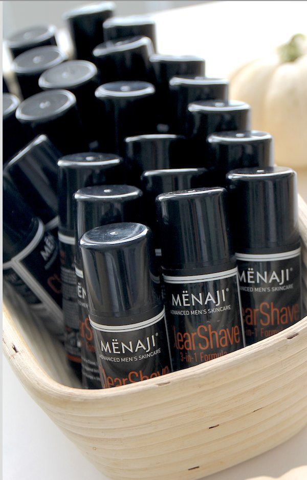 Men, start shaving with your MËNAJI ClearShave. (You don't even need water, which could save on spreading viruses.

#stopcoronavirus #shaving #MensHealth 

askmen.com/news/health/cd…