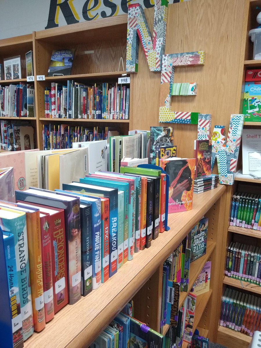 pattiebookSmith's tweet photo. 📣 NEW BOOKS!  We are SO excited to get lots of fabulous new books into the hands of #pattiepanthers!!! #genrification #readALLthebooks @MrsMotleysClass https://t.co/mV97h376g0