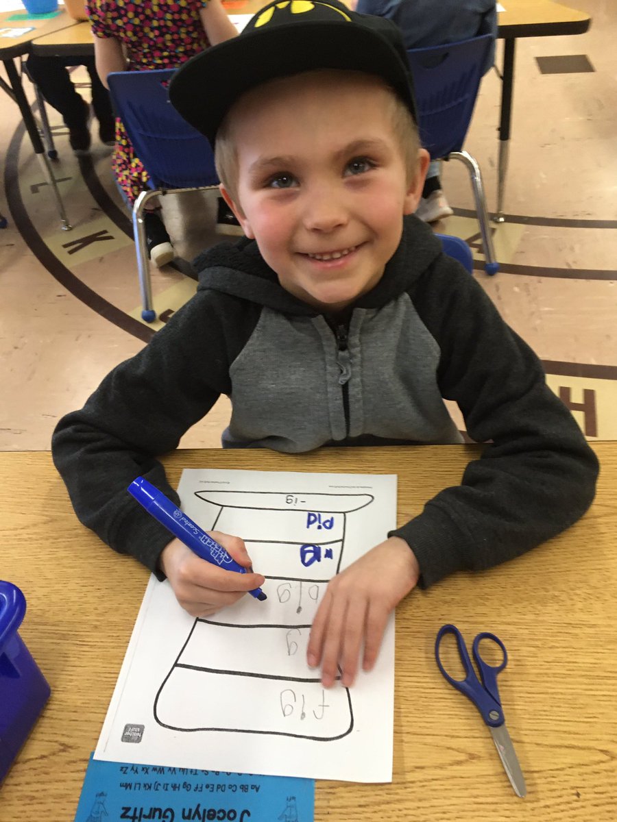 MrsKasendorf's tweet photo. Dr. Seuss centers this morning! So fun to celebrate Read Across America day! https://t.co/emEuGI6oIp
