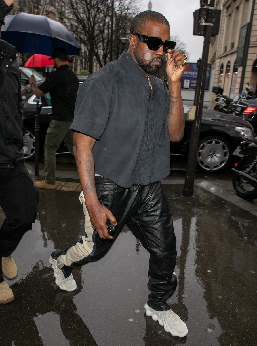 yeezy 450 with shorts