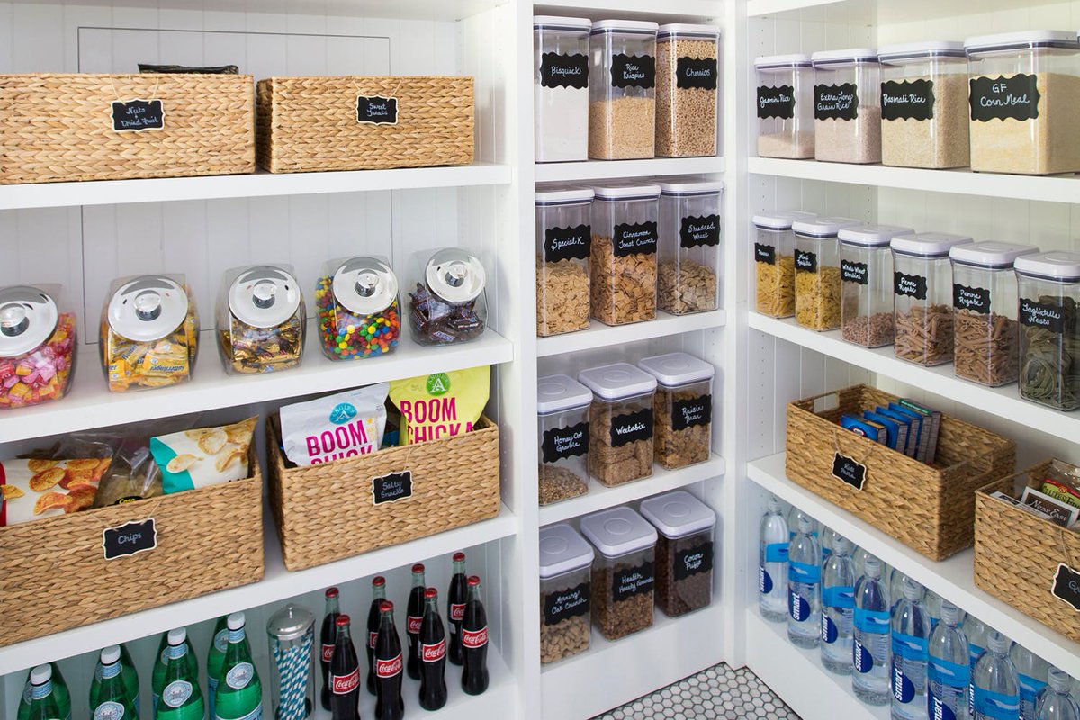 RachelRapanos's tweet image. I love my new organized pantry! Thank you @BustersMess !