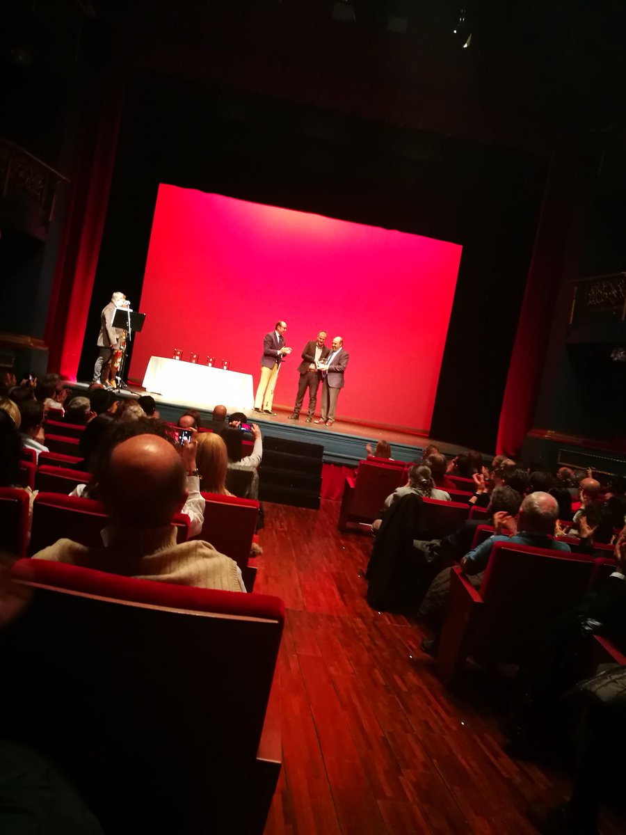 maryobeli's tweet photo. #VictorAlonso @Dip_Va entrega en #Premios @GastronomiaCyL a @js_viticultor https://t.co/n6vCYgKgGr