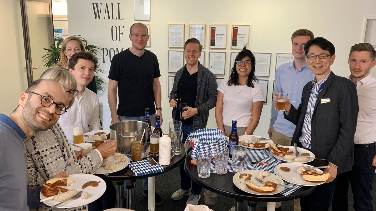 pom_ethz's tweet photo. Taste of #Bavaria today. The #POMchair celebrates cultures of the world and @FrankeHenrik‘s birthday. 🥨🎂 https://t.co/KhlO2nOaQI