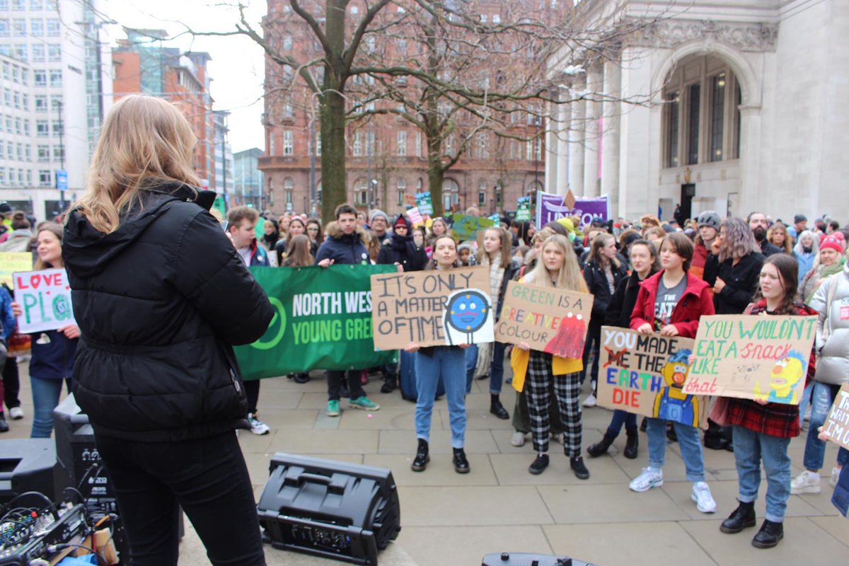 23) Charlotte Lastoweckyi, aged 18,  @Charlottedl2001, is a climate activist with  @Youthstrikemcr, in Manchester, England.  She strikes for the campaign to  #SaveCongoRainforest and  #SaveCongoForest_Flora_Fauna.