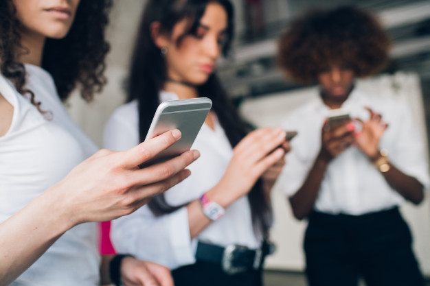 DU_HomeInternet's tweet photo. What exactly are MBs and GBs in internet data bundles and how you can track where you're MBs are consuming?
#Tech #Du #UAE #Nosir #Dubai #InternetSpeed #InternetOfThings 

https://t.co/WmqvfoOPdV https://t.co/7xrNhACDNc