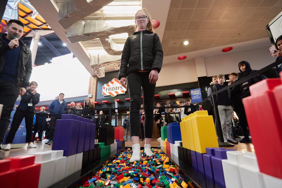 EverBlock's tweet photo. Stepping on our blocks will not hurt your feet 😉. Check out this cool event for a great cause by @XscapeYorkshire!
#everblock #mallpopup #kidsplay #popup #popupcenter #mallevent #giantlego #activitiesforkids #walkonlego #legowalk #charityevent #eventforkids #modularblocks https://t.co/KVBKpeR1Kp