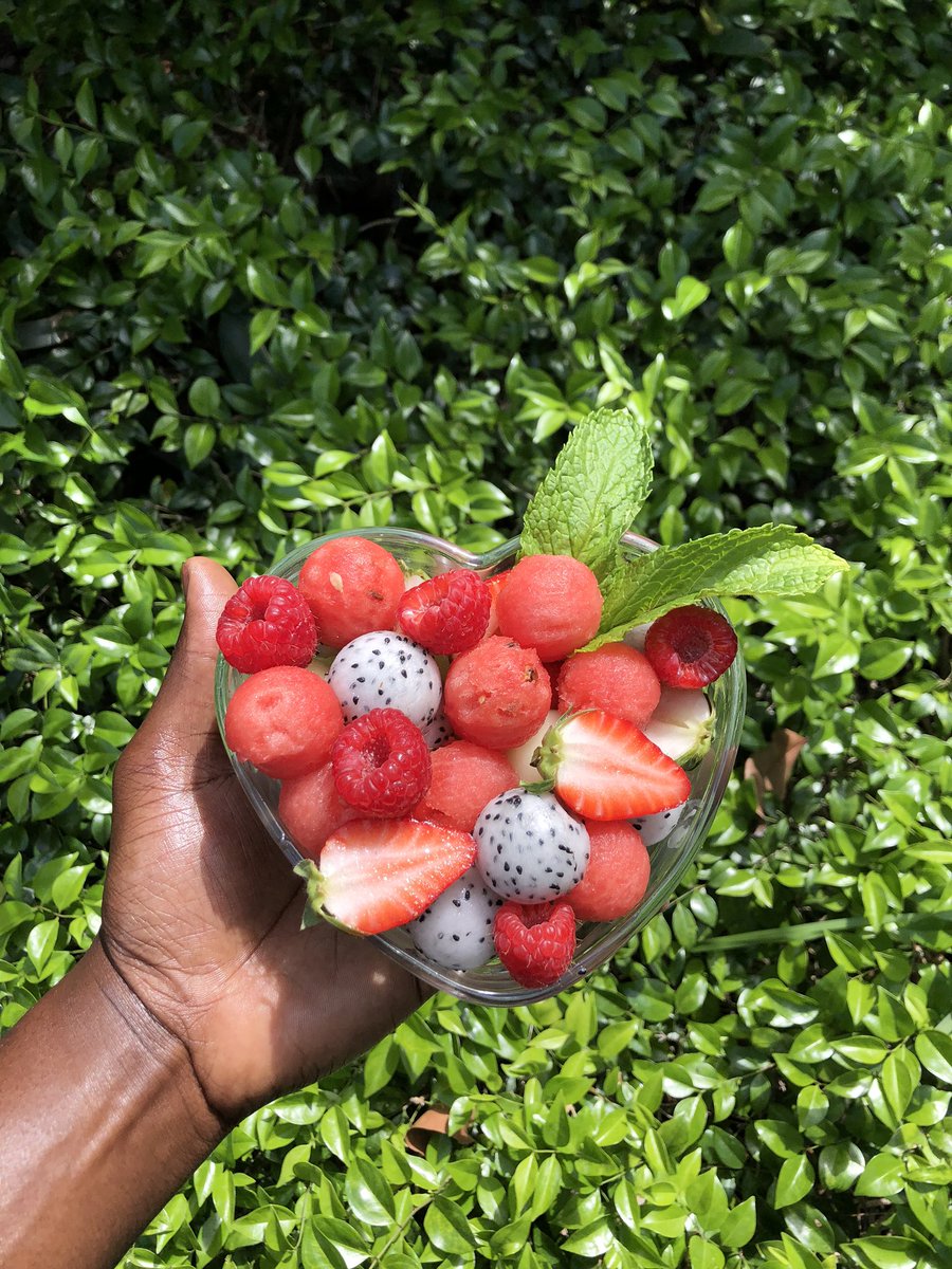 KevinLiberus18's tweet photo. love when she smd without asking... #heart #melonballer #kevinsmarket https://t.co/hp4RUYEzC2